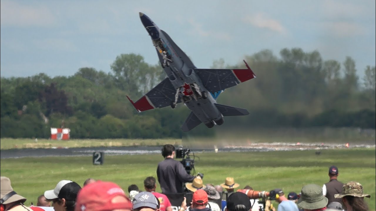CANADIAN F-18 DEMONSTRATION TEAM DELIVERS BREATHTAKING PERFORMANCE AT RIAT 2024 - 4K