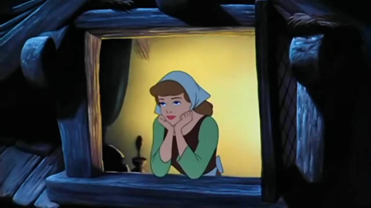 (HD) Stepsisters tear the dress from Cinderella
