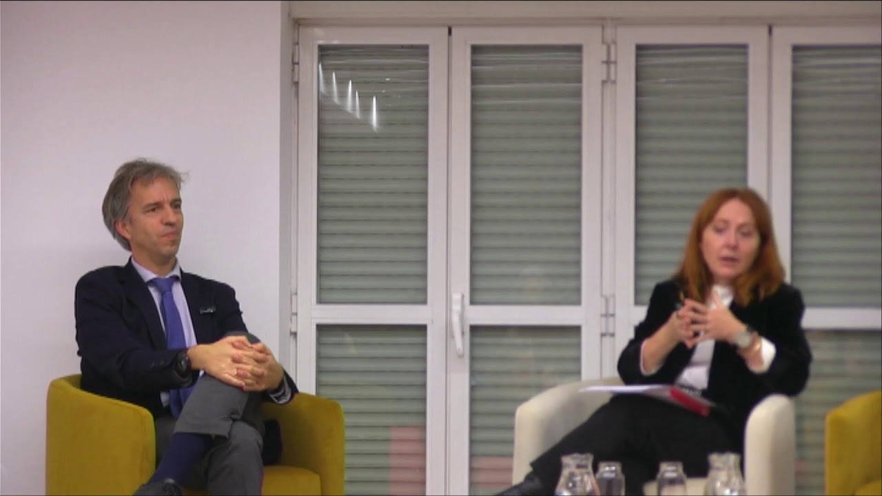 Mesa redonda: Mundo digital y sociedad