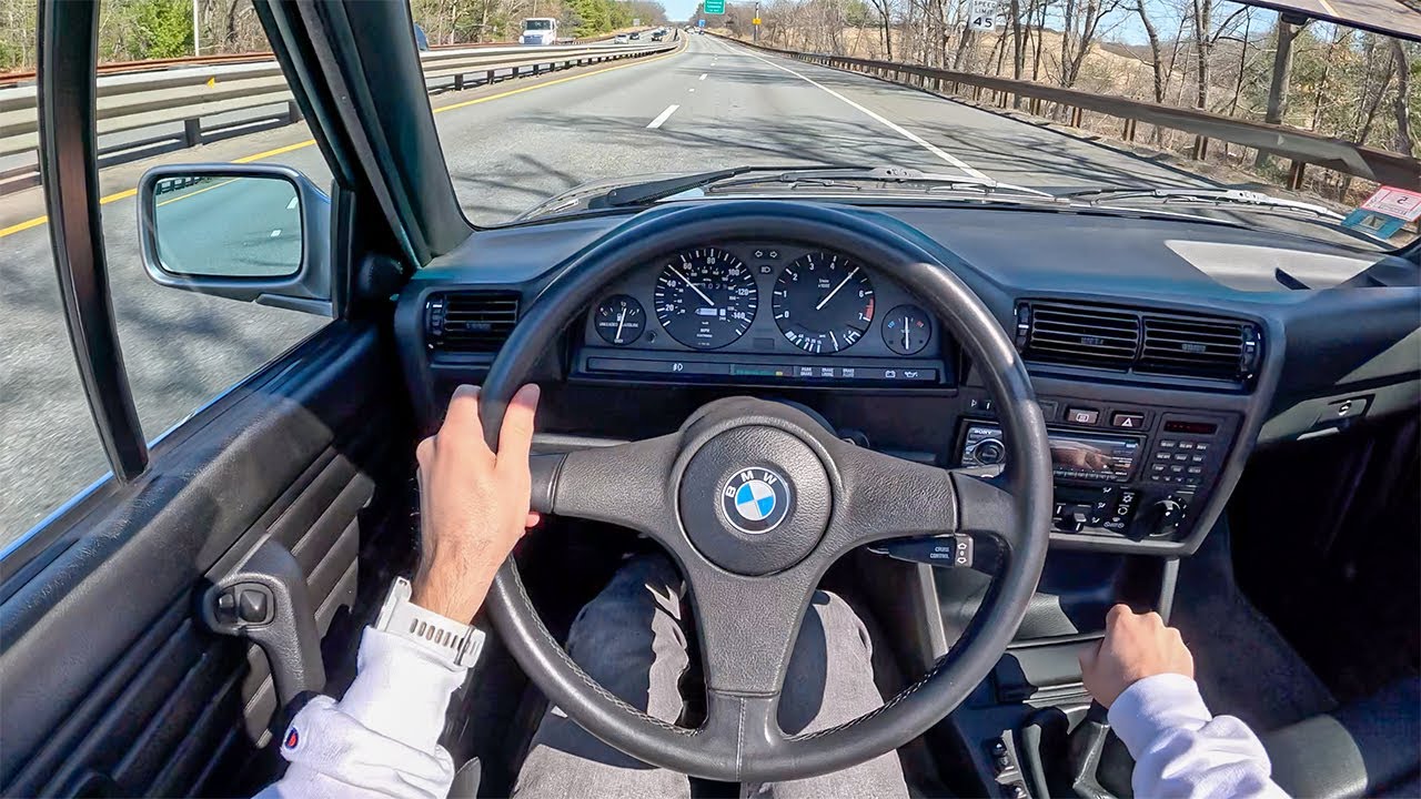 1987 BMW 325i Manual - Driving a Minty Fresh E30 (POV Binaural Audio)