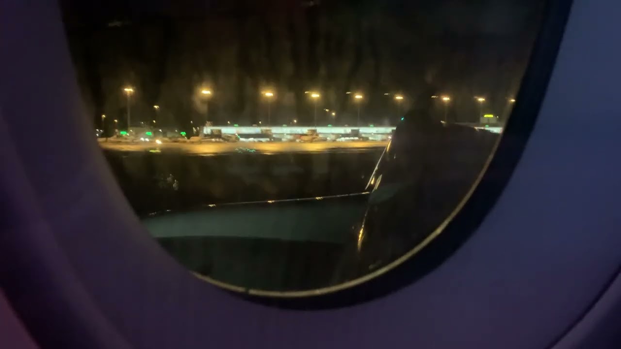 full takeoff and landing from Qatar flight from Adelaide to Doha