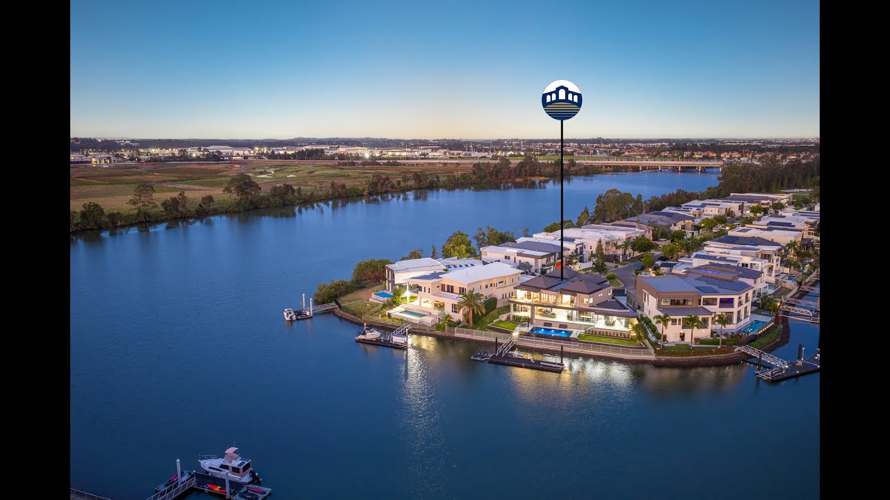 The Evan Molloy Team presents 114 River Links Blvd East Helensvale