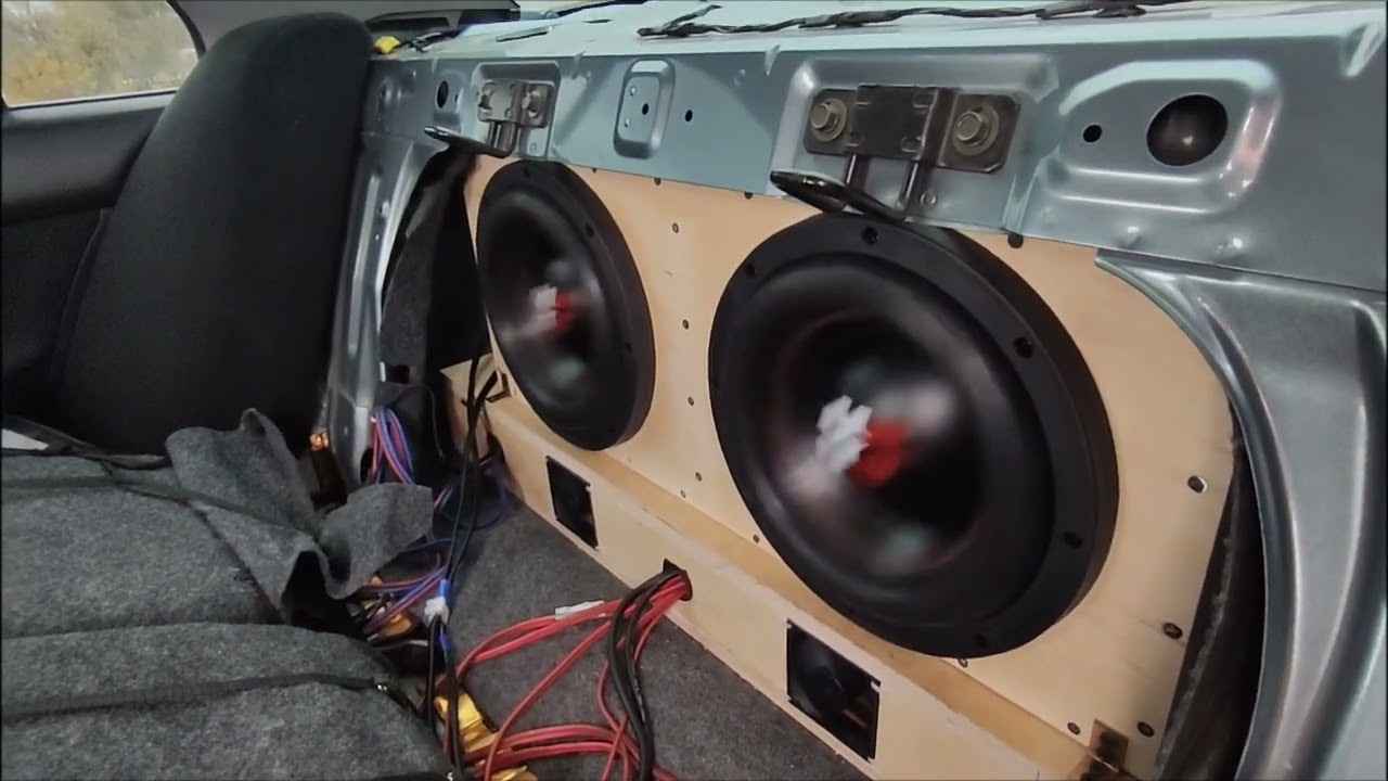 Автозвук в Mitsubishi Lancer 9,2x10 Kicx HeadShot 10 от Aura Venom D3500