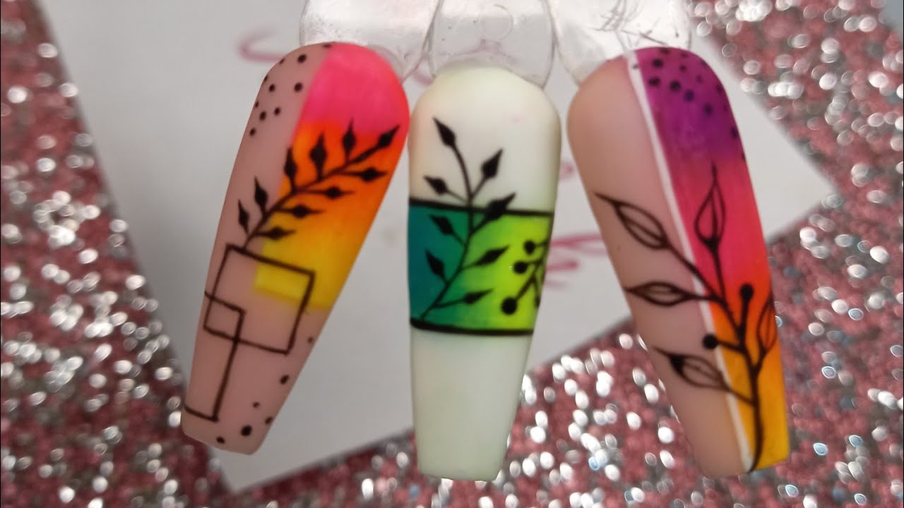 Mano Alzada con pigmentos en uñas paso a paso