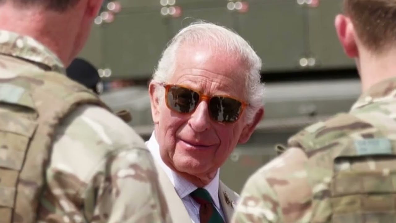 Никто не ожидал, что король Карл сделает это в 77 лет!