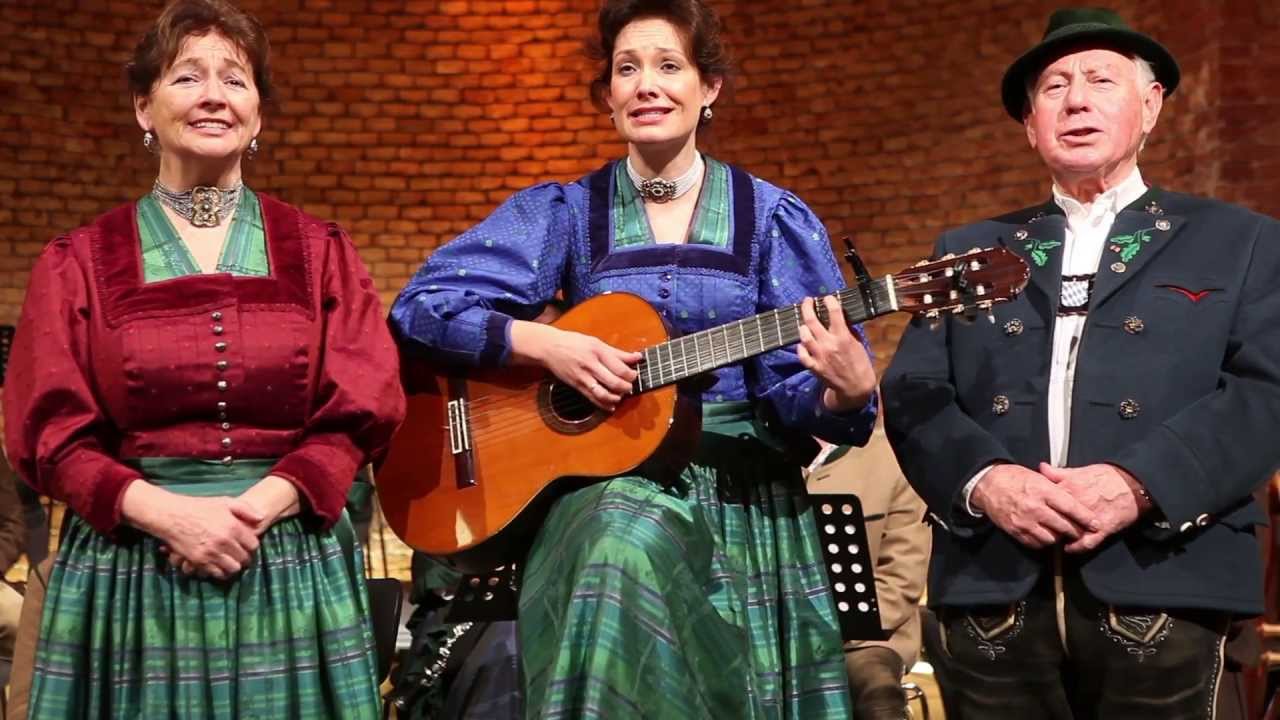 Altbayerischer Advent mit Familie Rehm