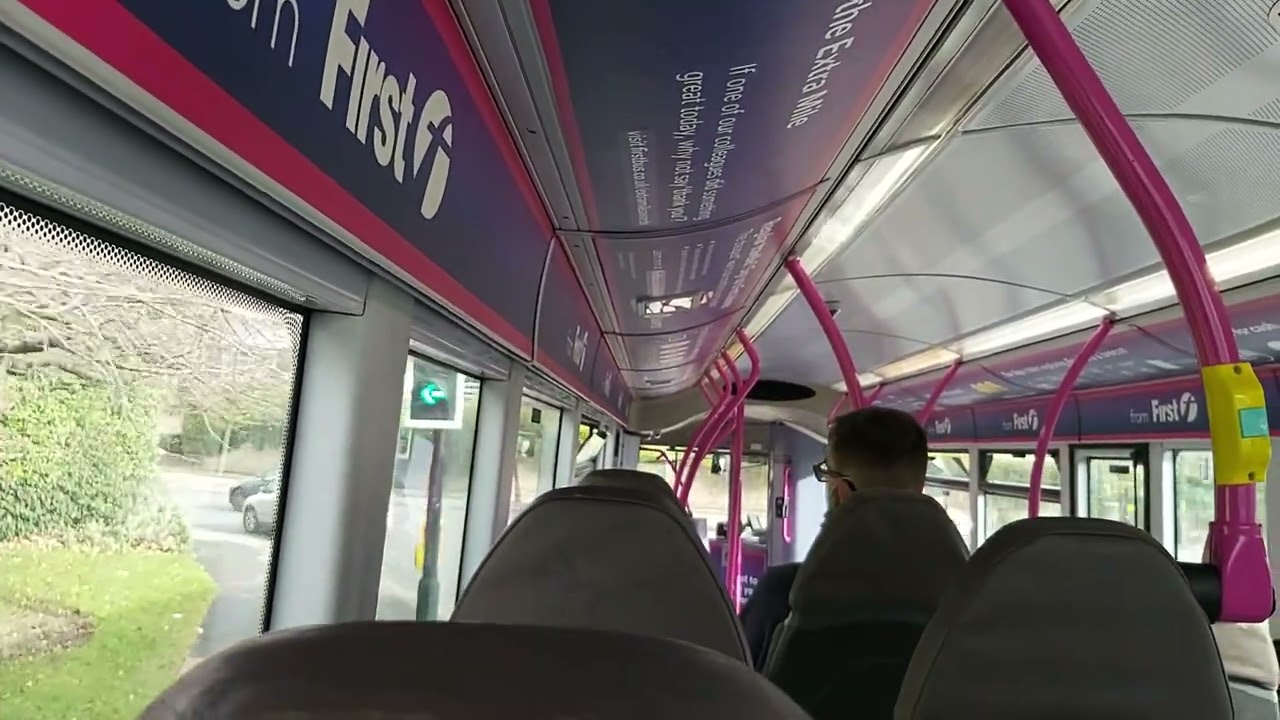 Service: 633 | First West Yorkshire Wright Eclipse Urban 2 69576 (BD13 OHR)