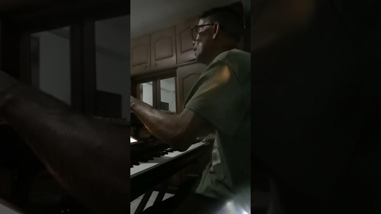 Monte Castelo legião  urbana tributo Renato russo  interpretação lei Gomes e teclado 