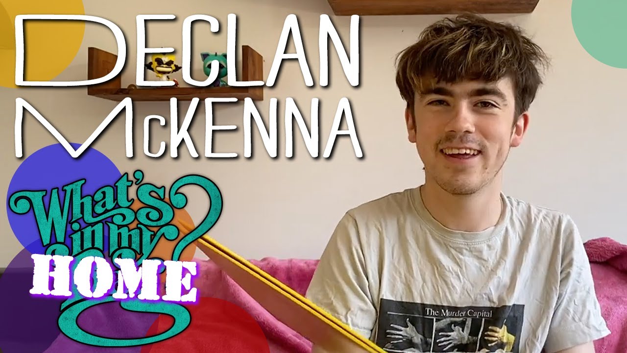 Declan McKenna - What's In My Bag? [Home Edition]