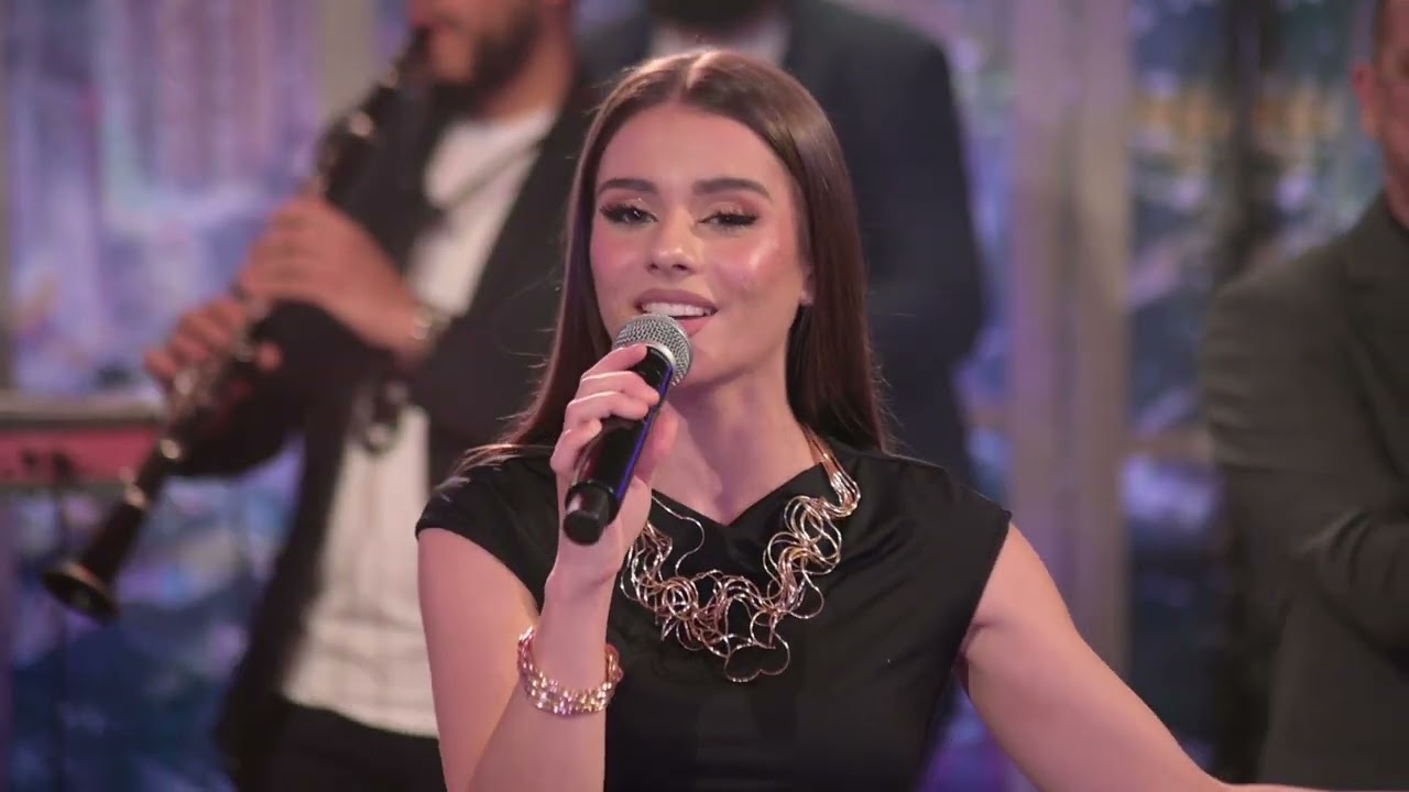 Angela Vintovska i Grupa Kruna - Majka na Marika - Na zdravje LIVE TV Show