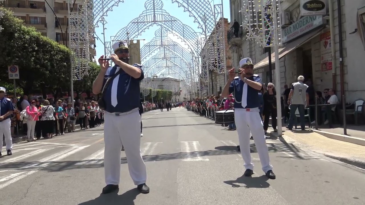 BASSA MUSICA CITTA' LATERZA TA