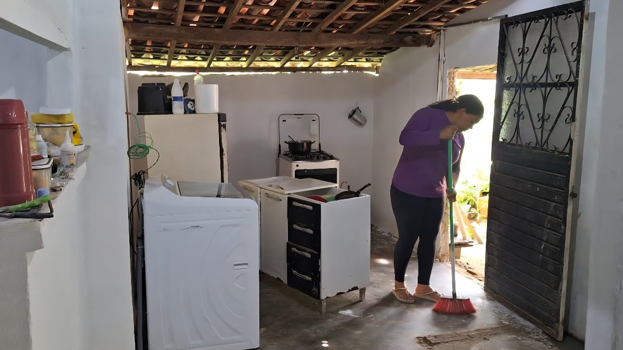 Começamos a organizar nossa CASA na ROÇA!!! Rotina real na SIMPLICIDADE da ROÇA!