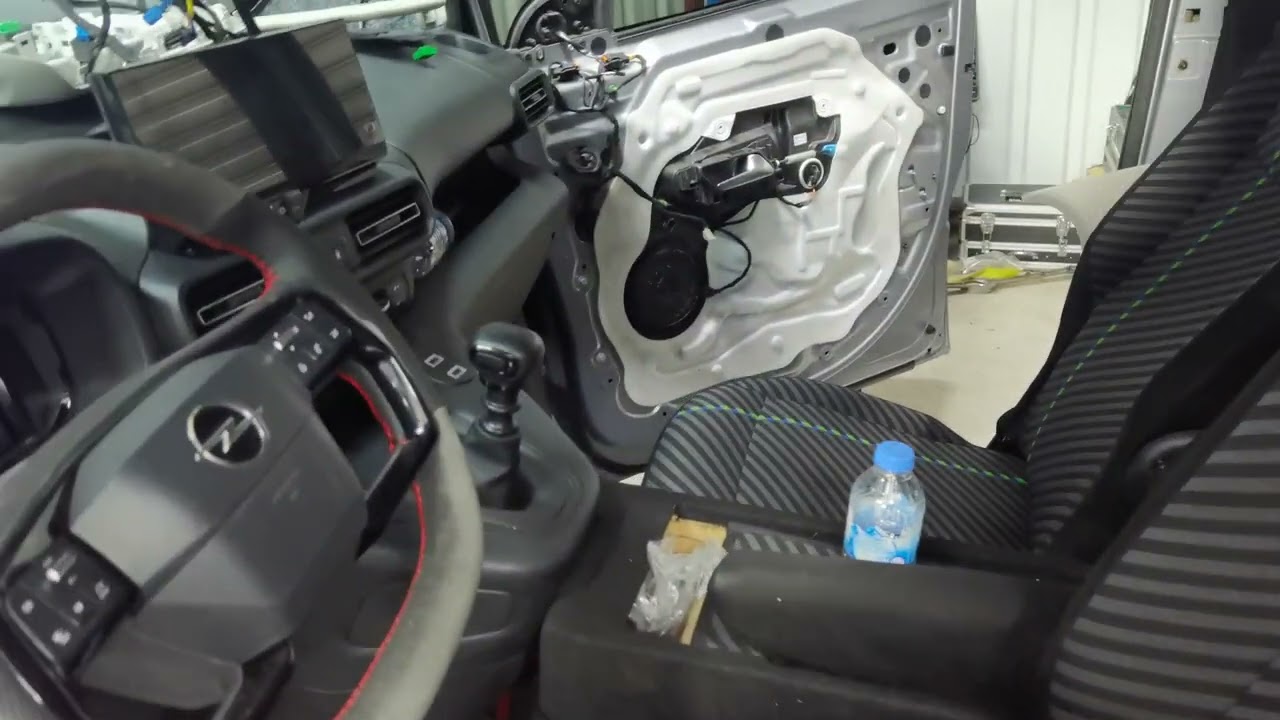 Opel combo demo car ses yalıtımı izolasyon dragster amfiler forx ofc kablolama apocalypse 4515 part1