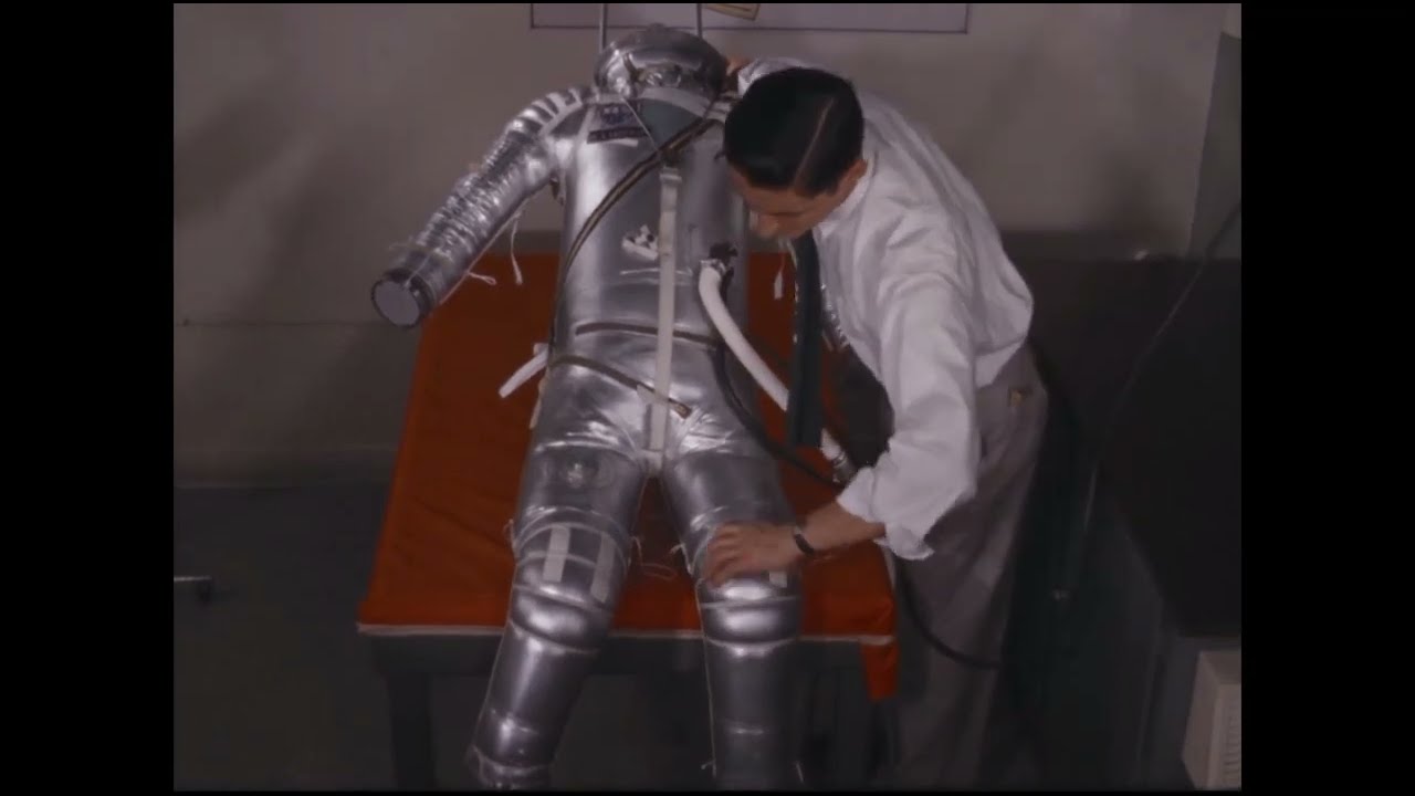 Goodrich report on pressure Mercury suit - 1960 footages ( No sound )