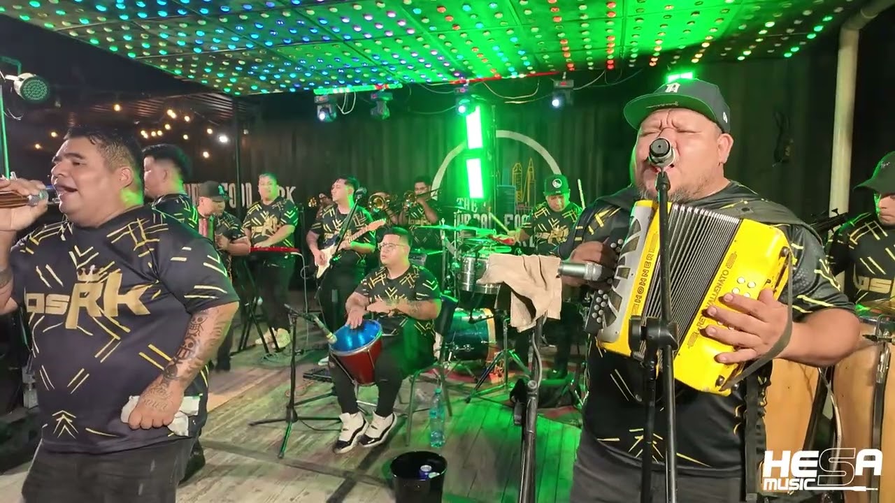 Los Unicos Rk (en vivo )