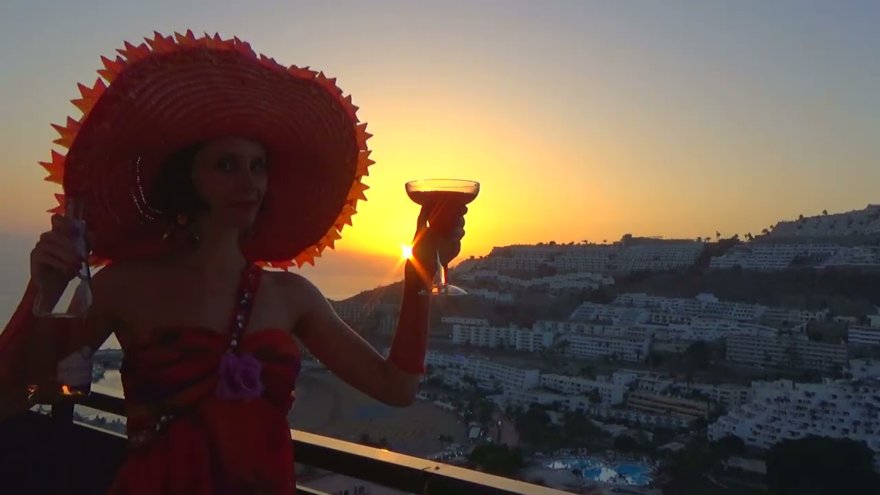 4K GRAN CANARIA : PUERTO RICO SUNSETS. VIEWS FROM MIRIAM APARTMENTS ( WITH AVA MARIA).