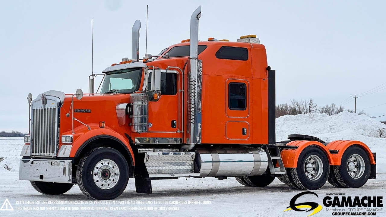 C-37393 2017 KENWORTH W900 CAMION CONVENTIONNEL AVEC COUCHETTE