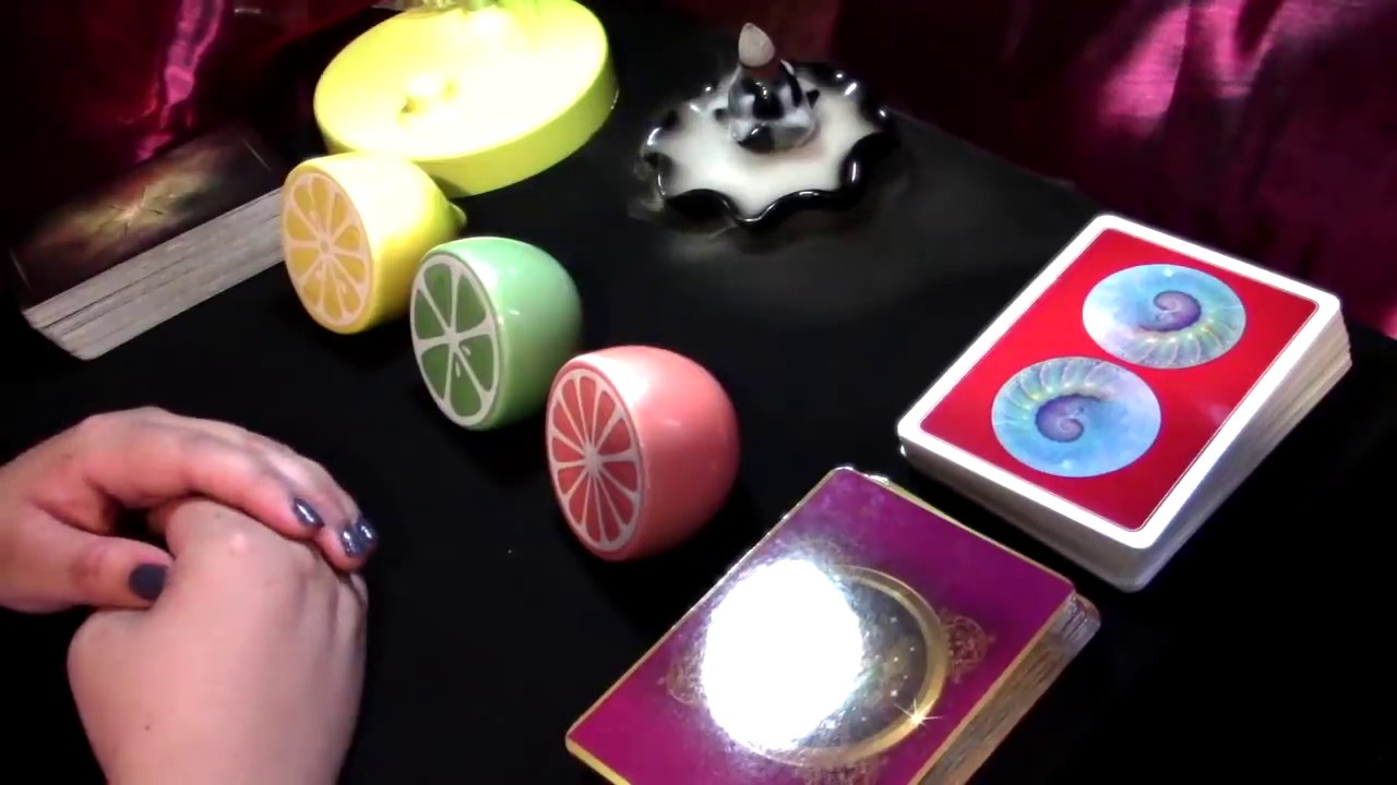 Como se siente con este distanciamiento? Volverá a buscarme? Tarot interactivo😲