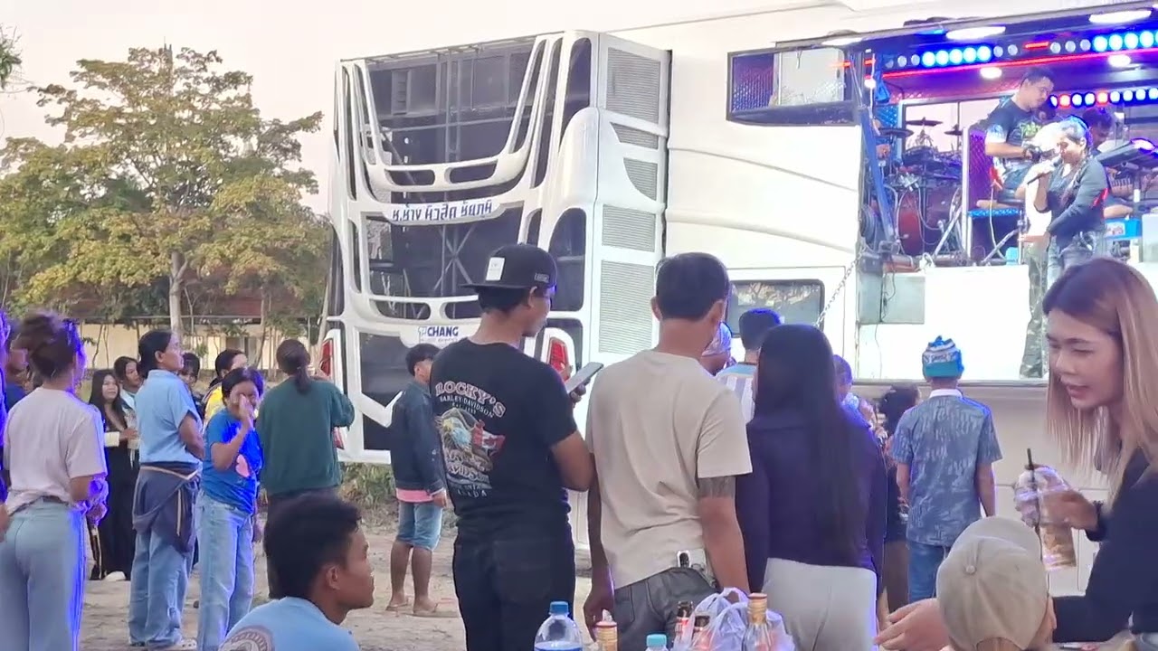 รถแห่ช.ช้างมิวสิคNo.1ยาวไป