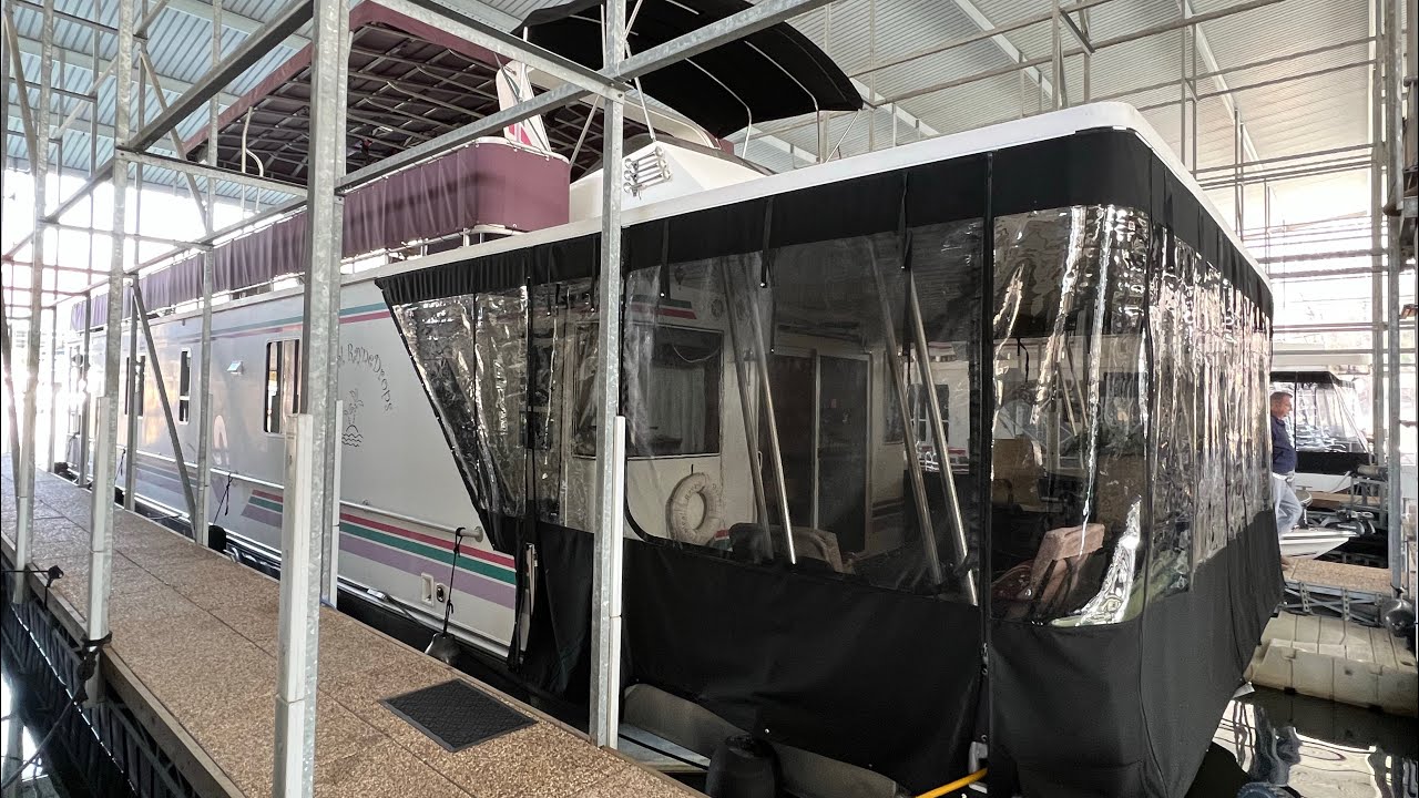 Houseboat For Sale 2001 Horizon 16 x 65 Jake Pyzik 931-397-4154