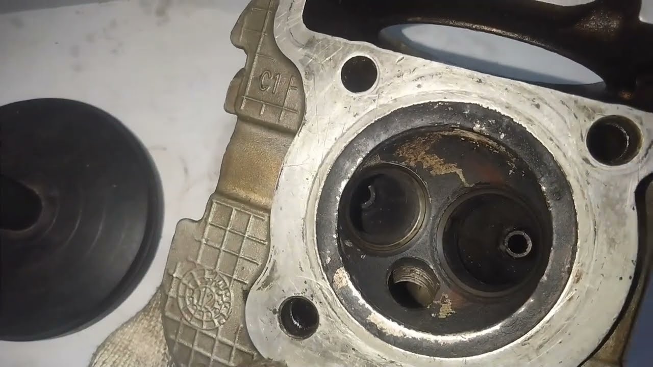 හෙඩ් එකත් ගිහින් කියලා කවුරුත් කිව්ව පලියට අලුතින් තියන්න එපා කොතනද ලෙඩේ කියලා මුලින් දැනගන්න මචං👩‍🔧