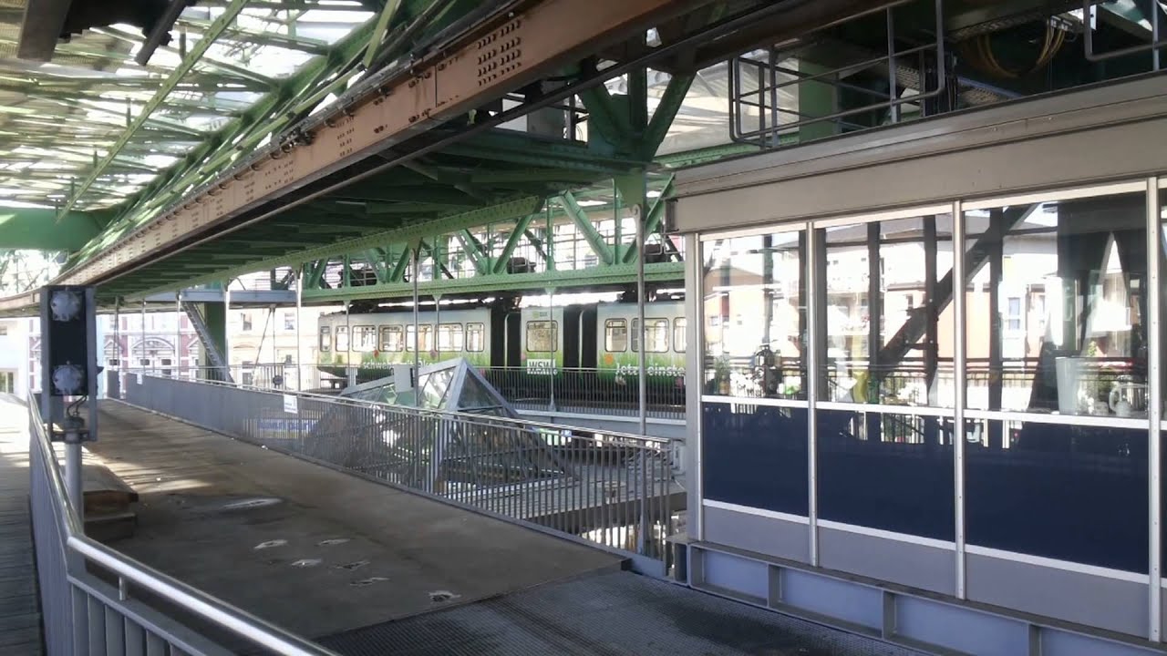 德国乌帕塔尔悬挂电车之旅 (Wuppertal Schwebebahn)