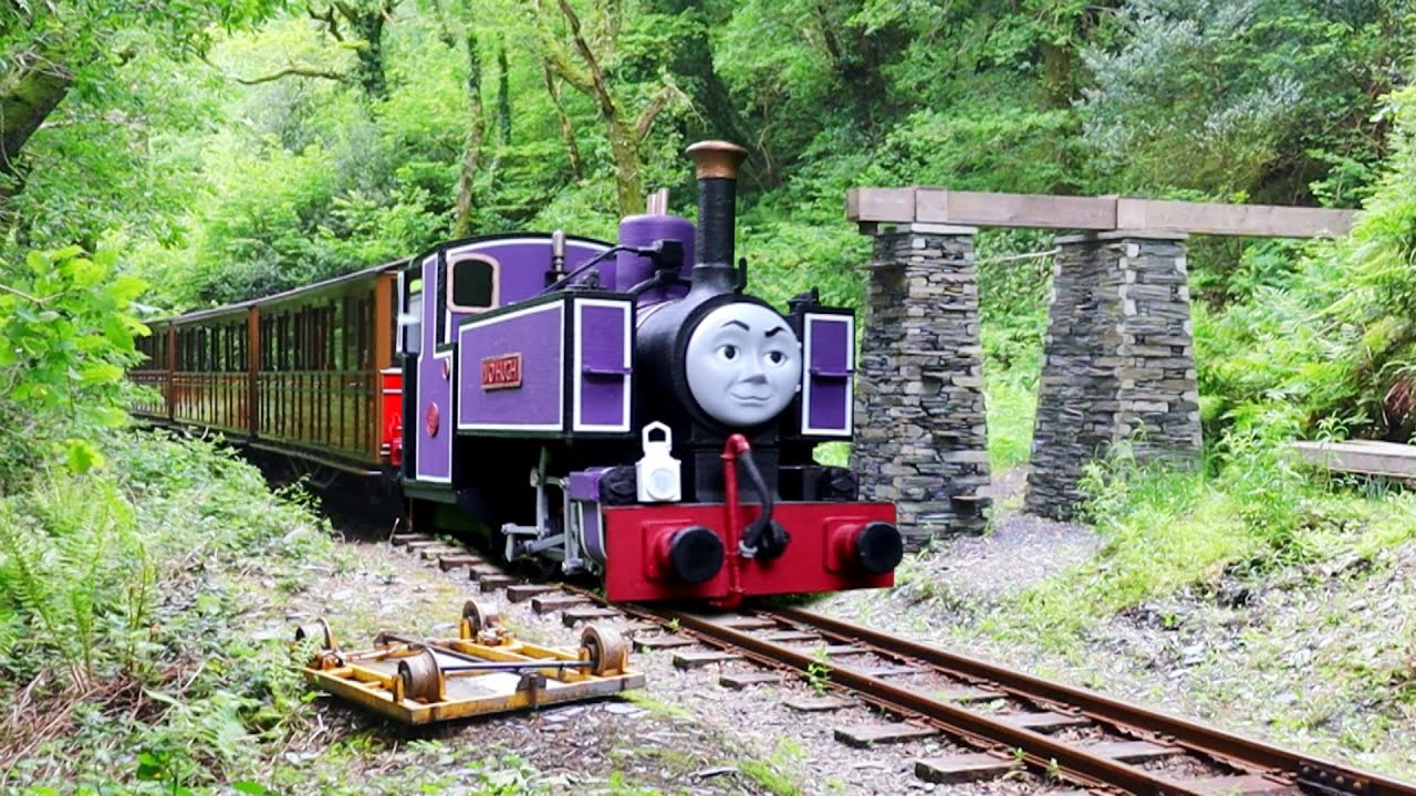Old Grumps, Airlines and Haunted Tunnels
