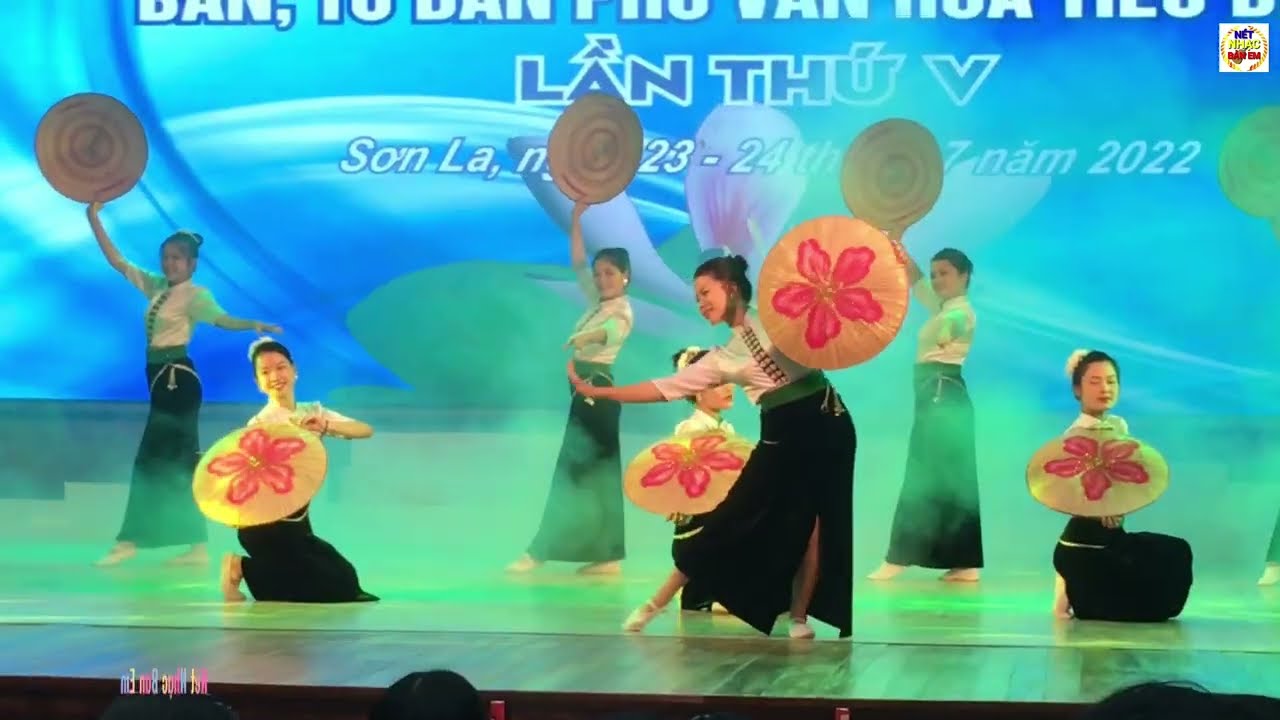 Hương sắc bản em - Đoàn huyện Phù Yên đạt giải nhất Liên Hoan