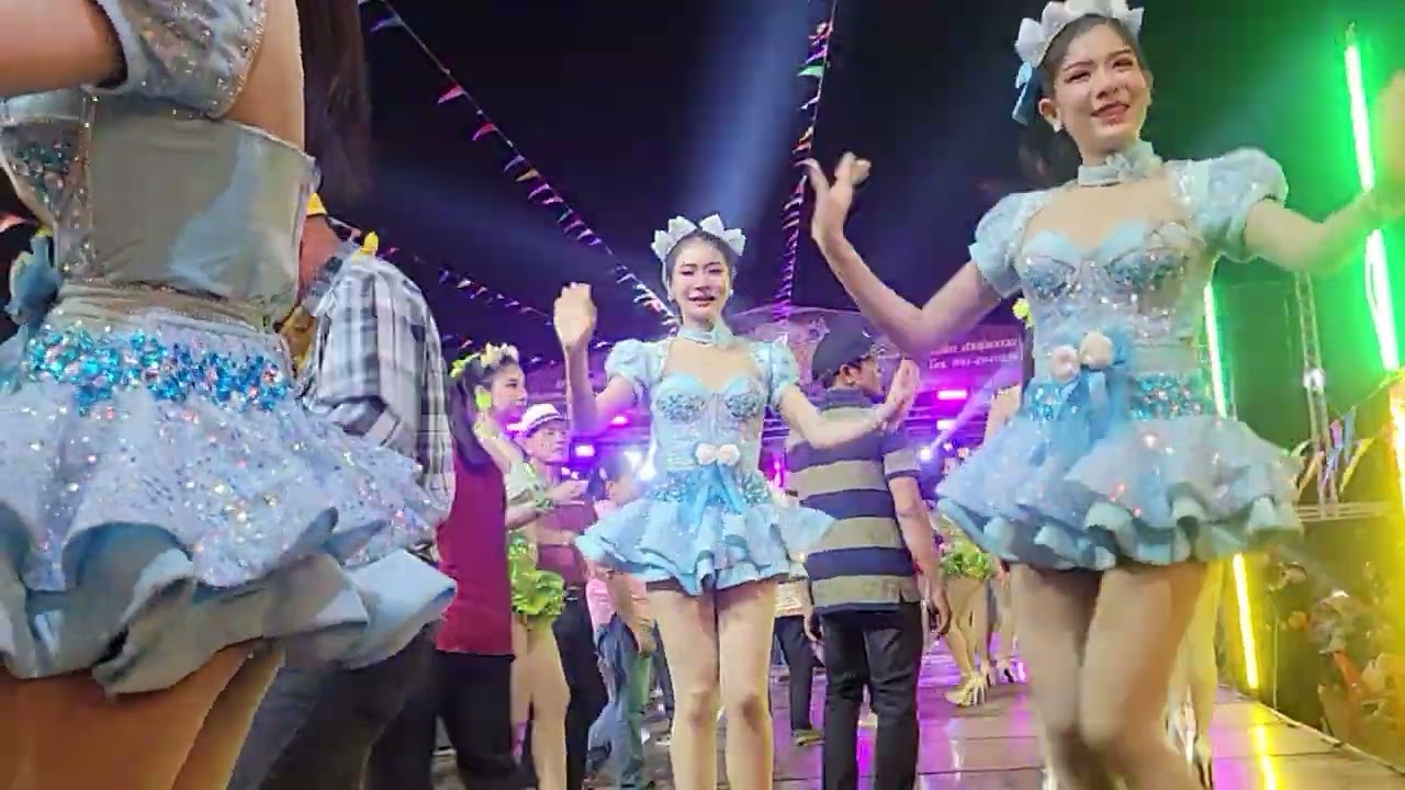 มหกรรมสาวรำวง 10คณะ140 นางรำ ครั้งแรกที่เพชรบุรี บนเวทีศรสุพรรณโชว์