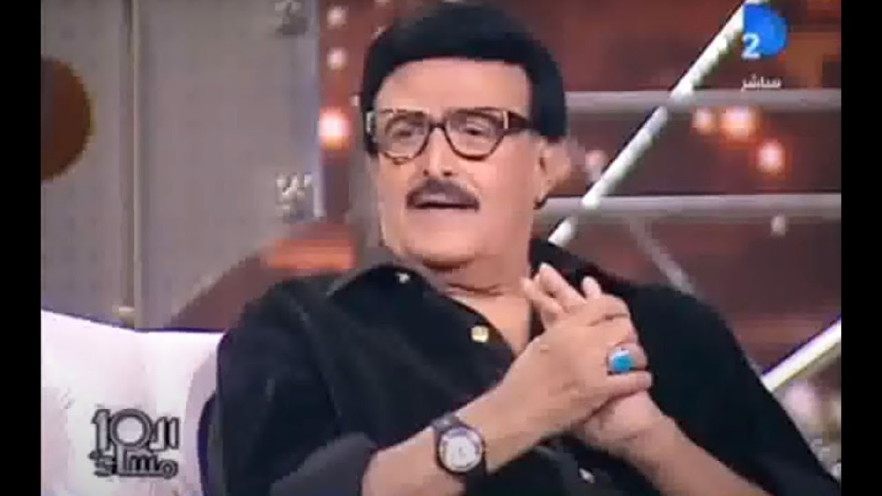 سمير غانم يقلد الموسيقار 