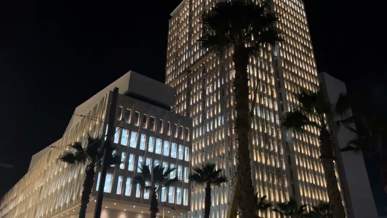 برج التجاري وفا بنك القطب المالي الدارالبيضاء casa Anfa Casablanca