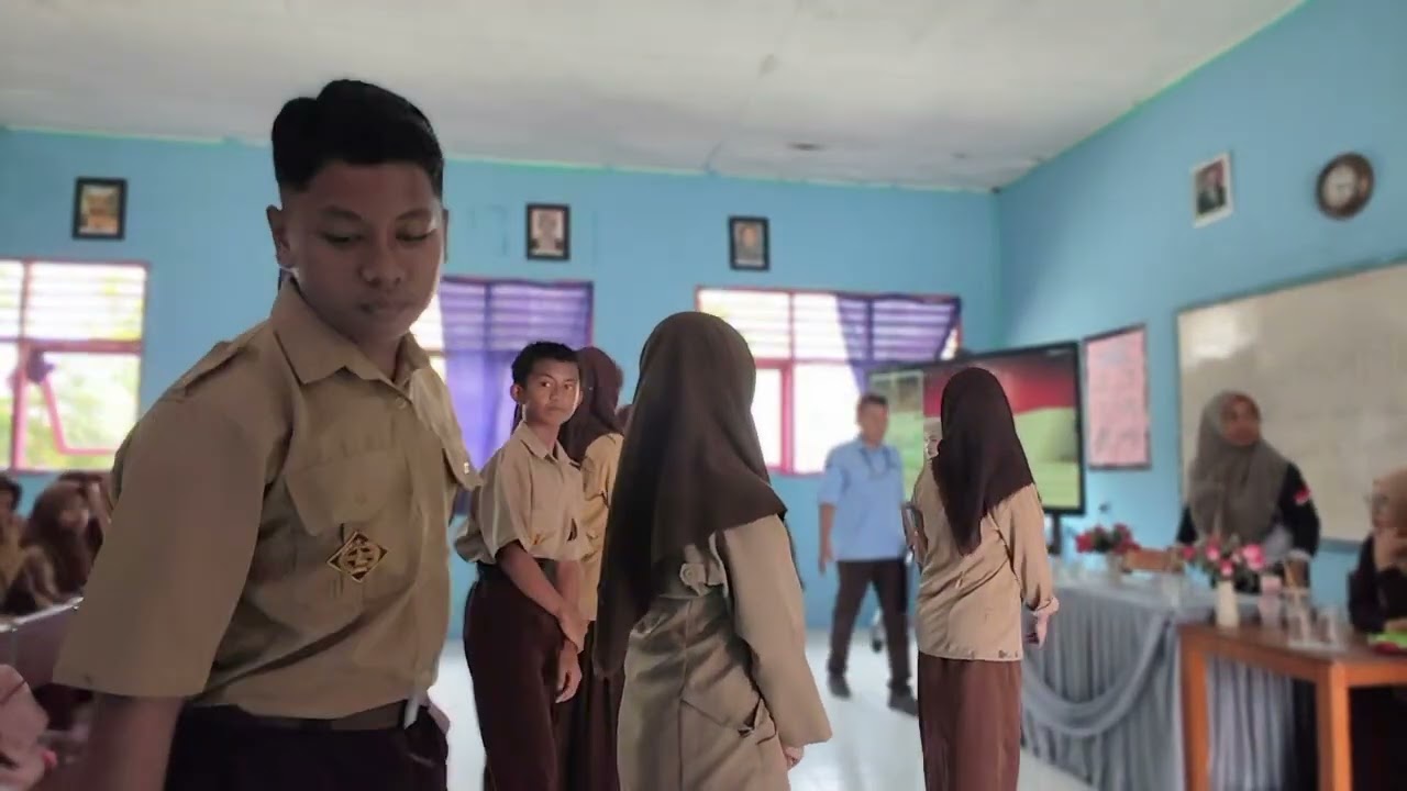 Pelantikan Ketua OSIS dan wakil Ketua OSIS , Pengurus OSIS SMPN 7 MENUI SATAP 