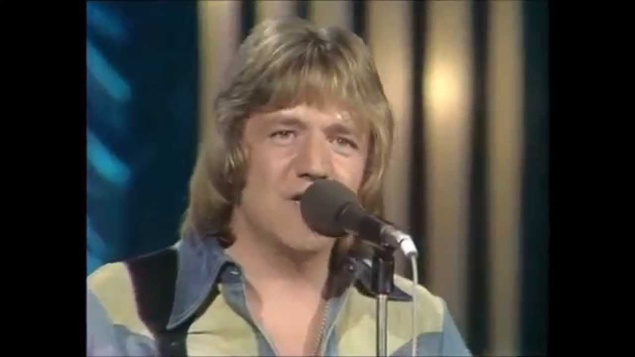 Herman's Hermits - Ginny Go Softly.16th Aug.1975
