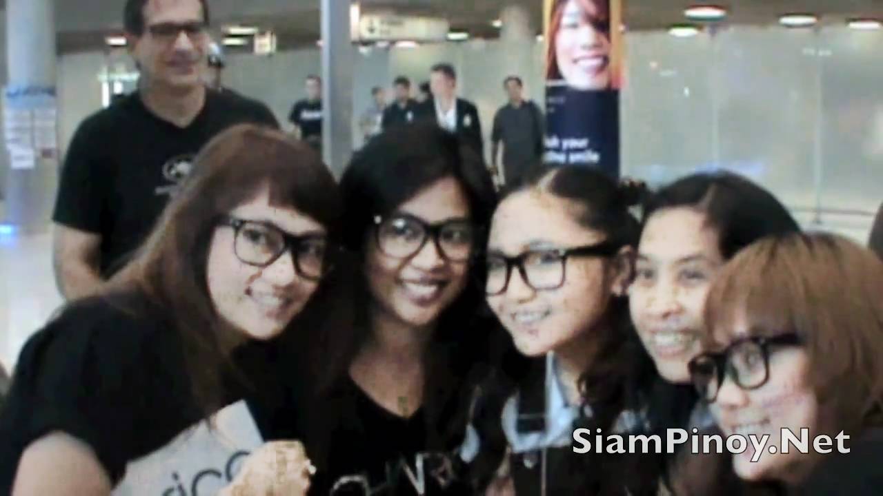 Charice MEET and GREET Chasters at Thailand Airport