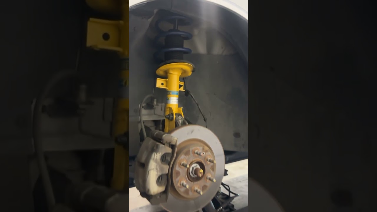 Buick Enclave got H&R lowering springs. #houston #suspension #texas #alignment #houston #airsuspensi