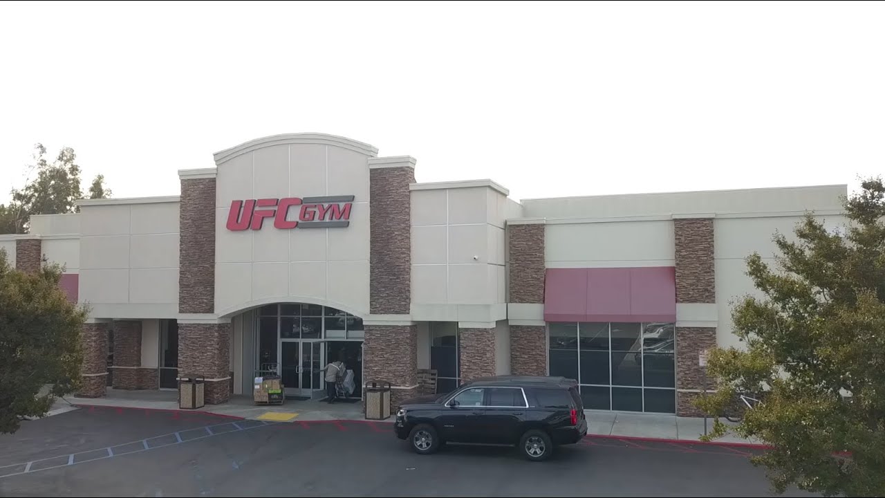 INTENSE UFC Gym Workout Highlight 體育鍛煉