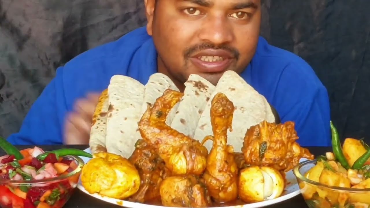 Chicken Curry And Roti Eating/Chicken Roti Eating Show/Indian Chicken Curry With Roti/Indian Mukbang