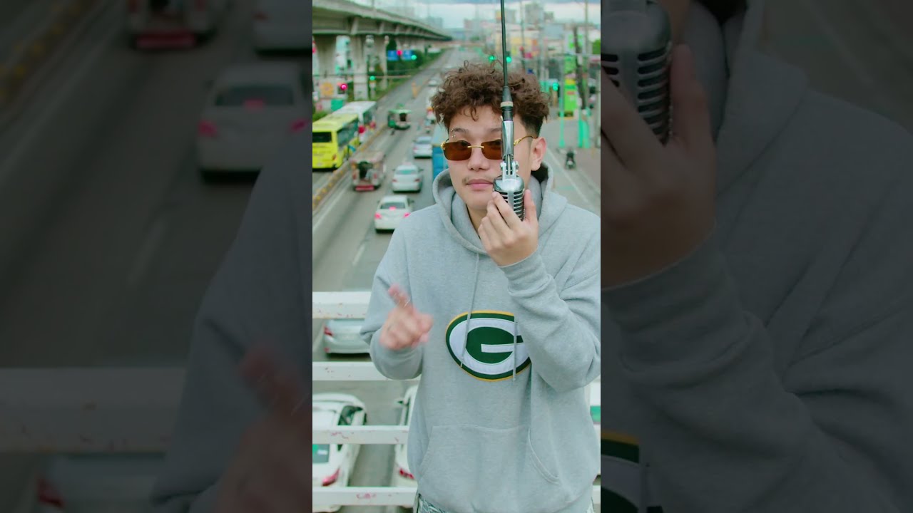 Eros Rhodes brings hyperpop to 2RUEPLAY4 Performance with an exclusive release of his single 