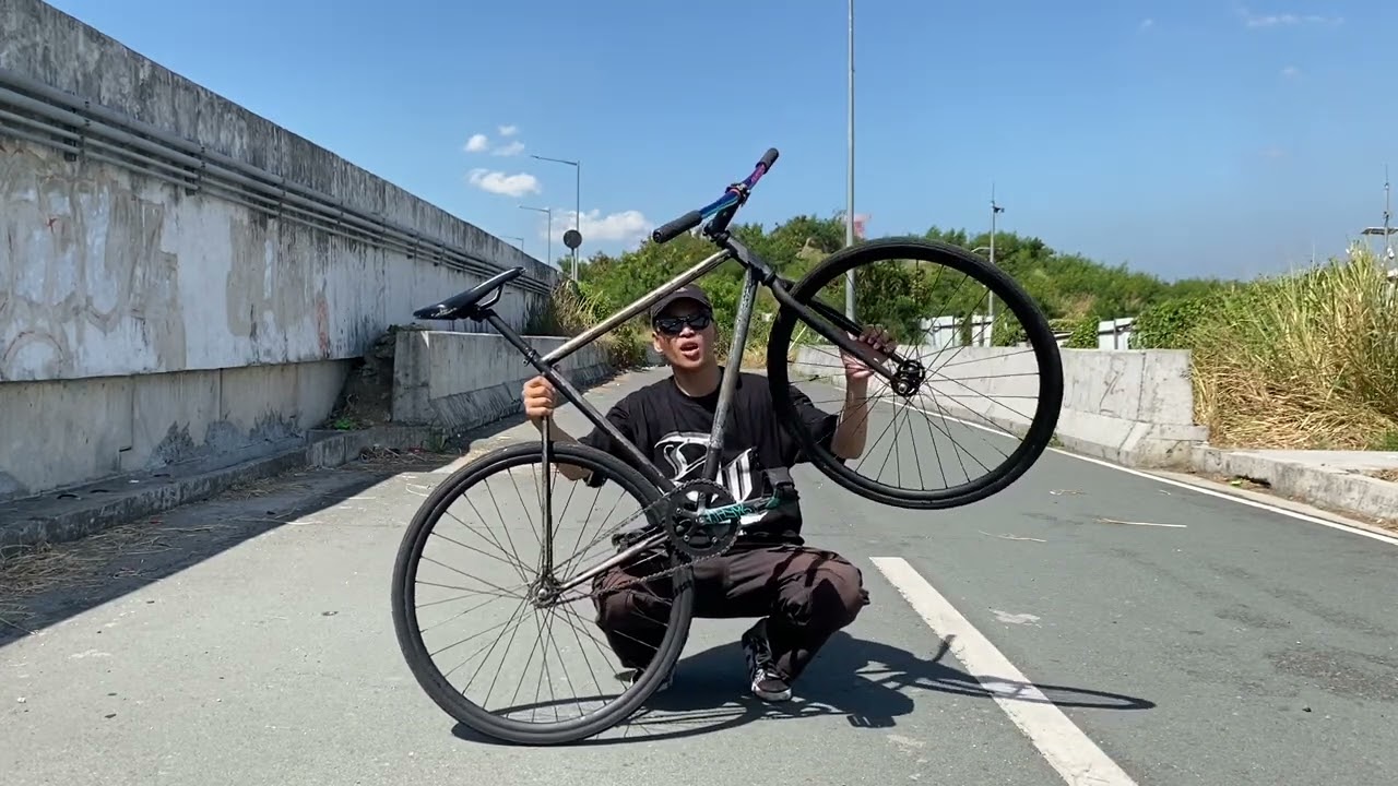 How to wheelie on fixed gear | Tagalog