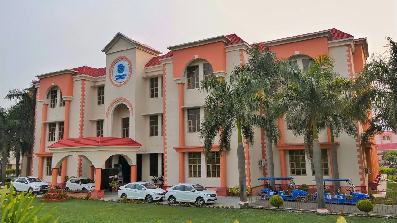 First day at Uttranchal university with a vlog😂😁..