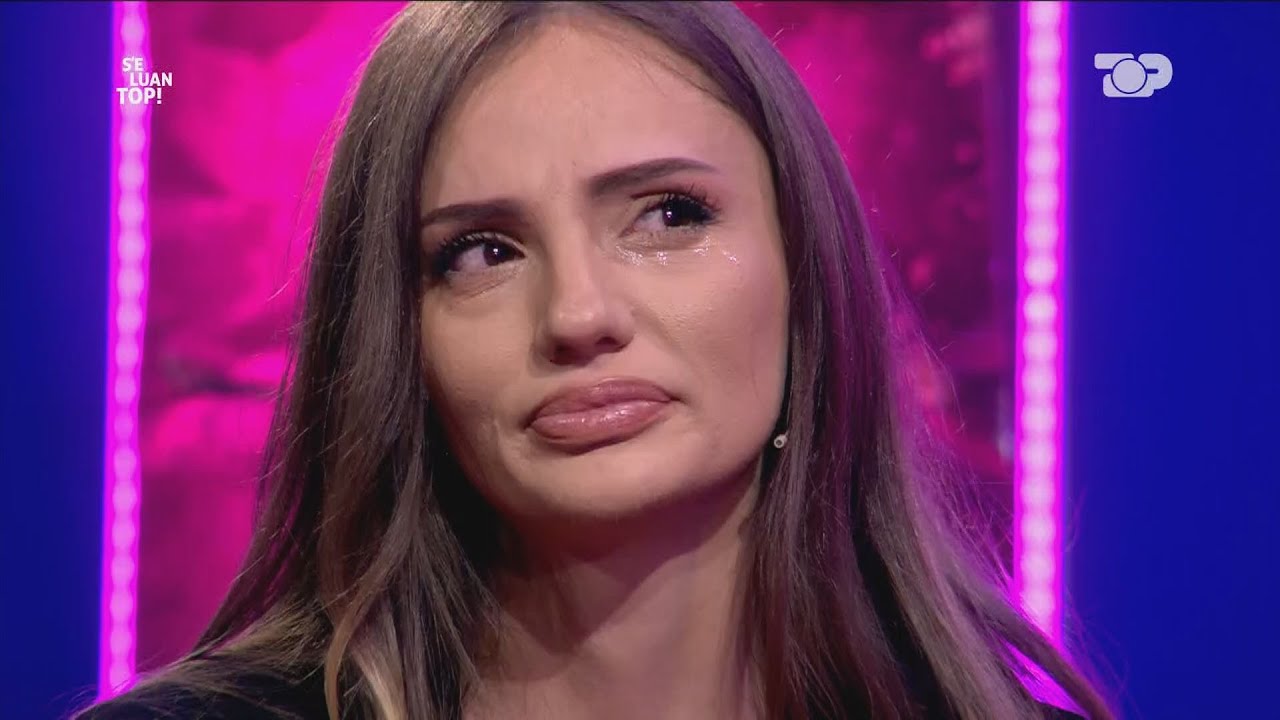 Rrëqethëse! Anna Lika i prek të gjithë me rrëfimin për humbjen e nënës, pengu i saj...-S'e Luan Topi