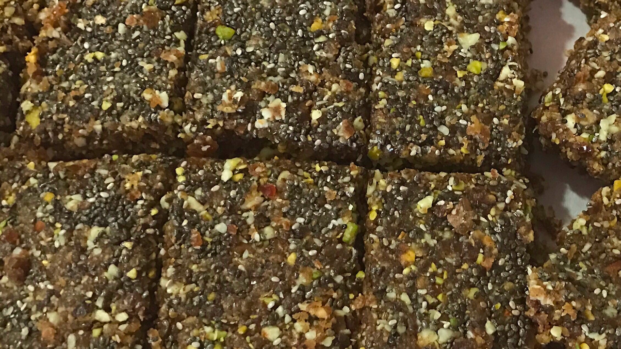 Energy Bar/ Date and Nuts Protein Bar