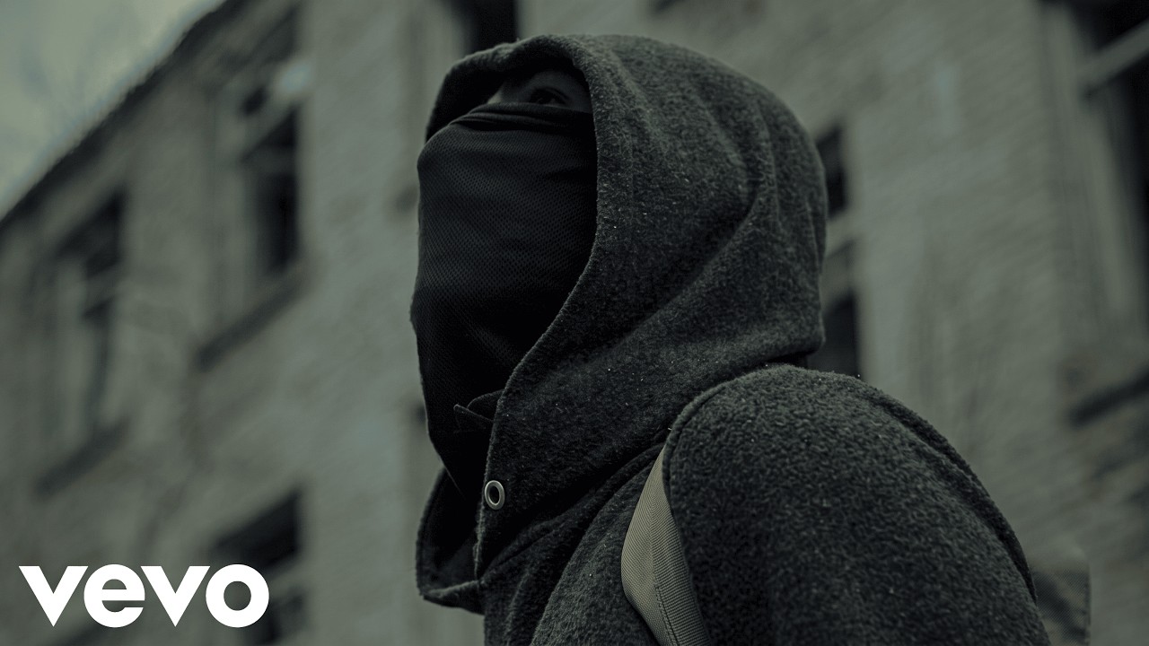 Alan Walker x AVA - Alone (Official Music Video)