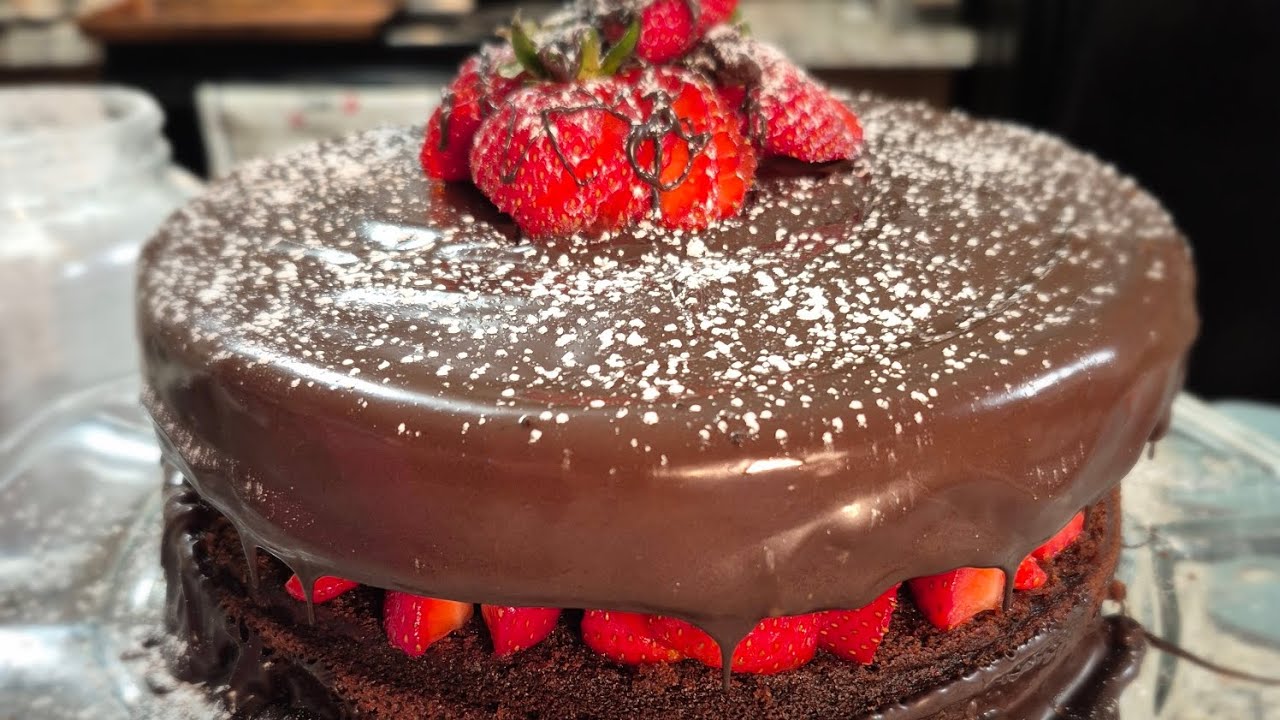 The perfect sweet treat for your Valentine...or yourself.  #valentinesday  #cakerecipe #recipe 