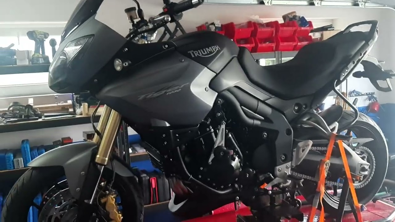 Triumph Tiger 1050 zapowiedź pierwszego etapu serwisu
