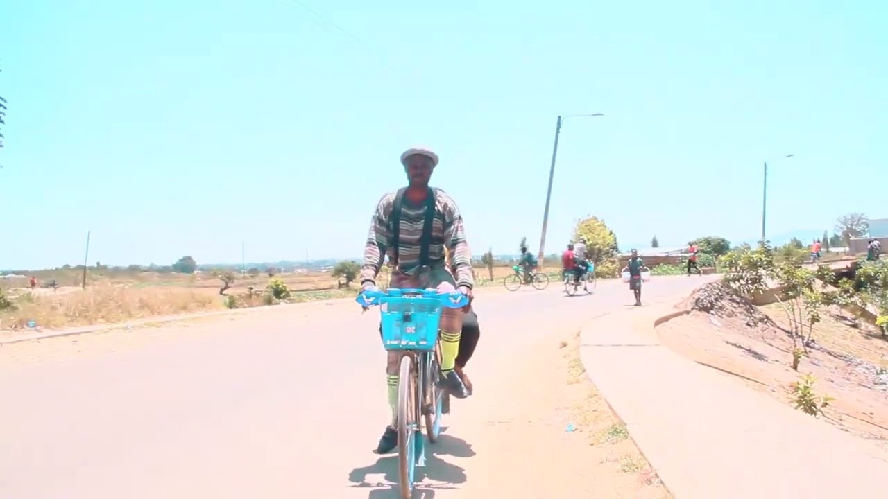 Wakabaza #comedy #comedyfriday #newcomedy#creativehands