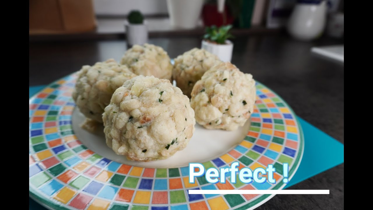 Semmelknödel selber machen, fluffig und zart ohne Mehl - österreichische Knödel
