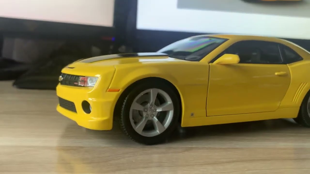 Обзор модели Chevrolet Camaro 2010 в масштабе 1:18 от Maisto