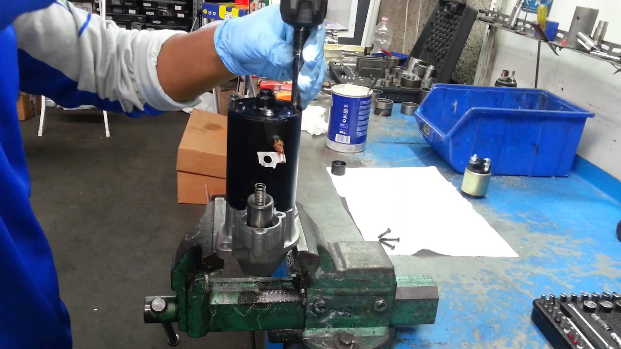 Assemblaggio motorino avviamento bosch riduttore
