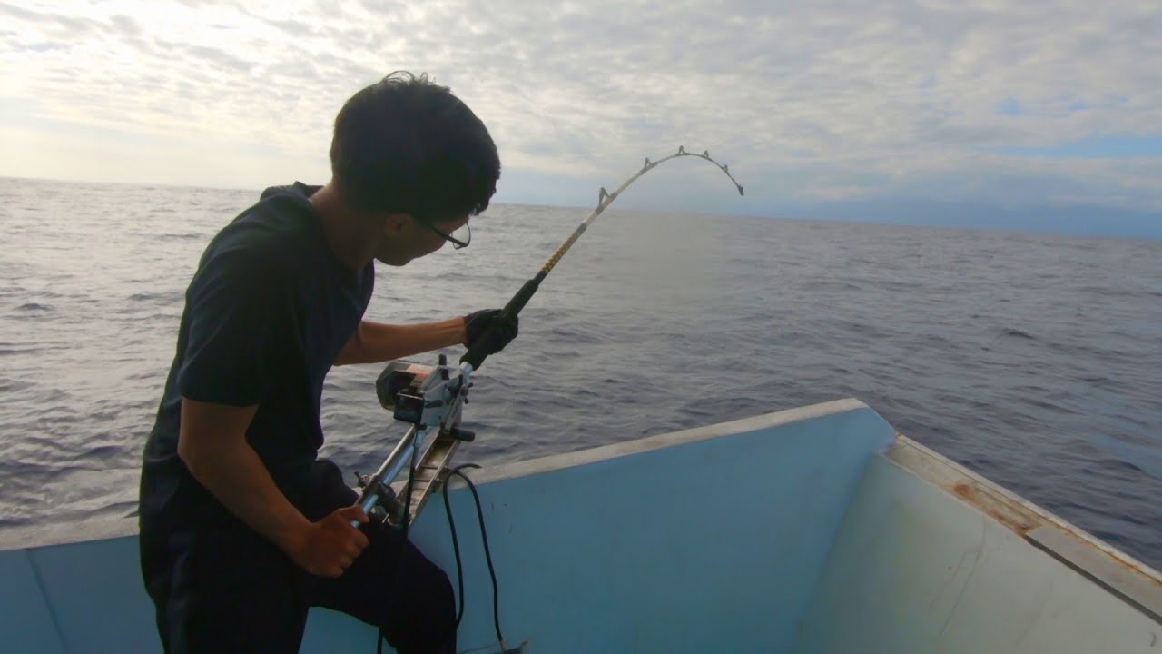 【深海船釣】船釣時居然遇上這種事，差點連人帶竿拖下水!? | 長尾鳥/紅目鰱｜2020/01/16